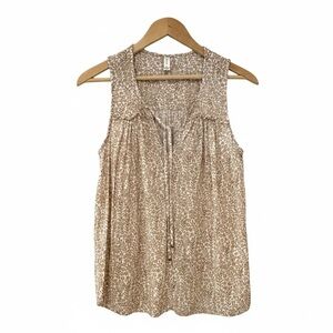 Gentle Fawn Cassandra Tank Womens
Sand Mini Floral Peasant Blouse. Size Small